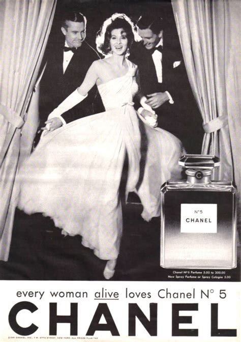 coco chanel publiciter numero 5|Chanel no 5 ads.